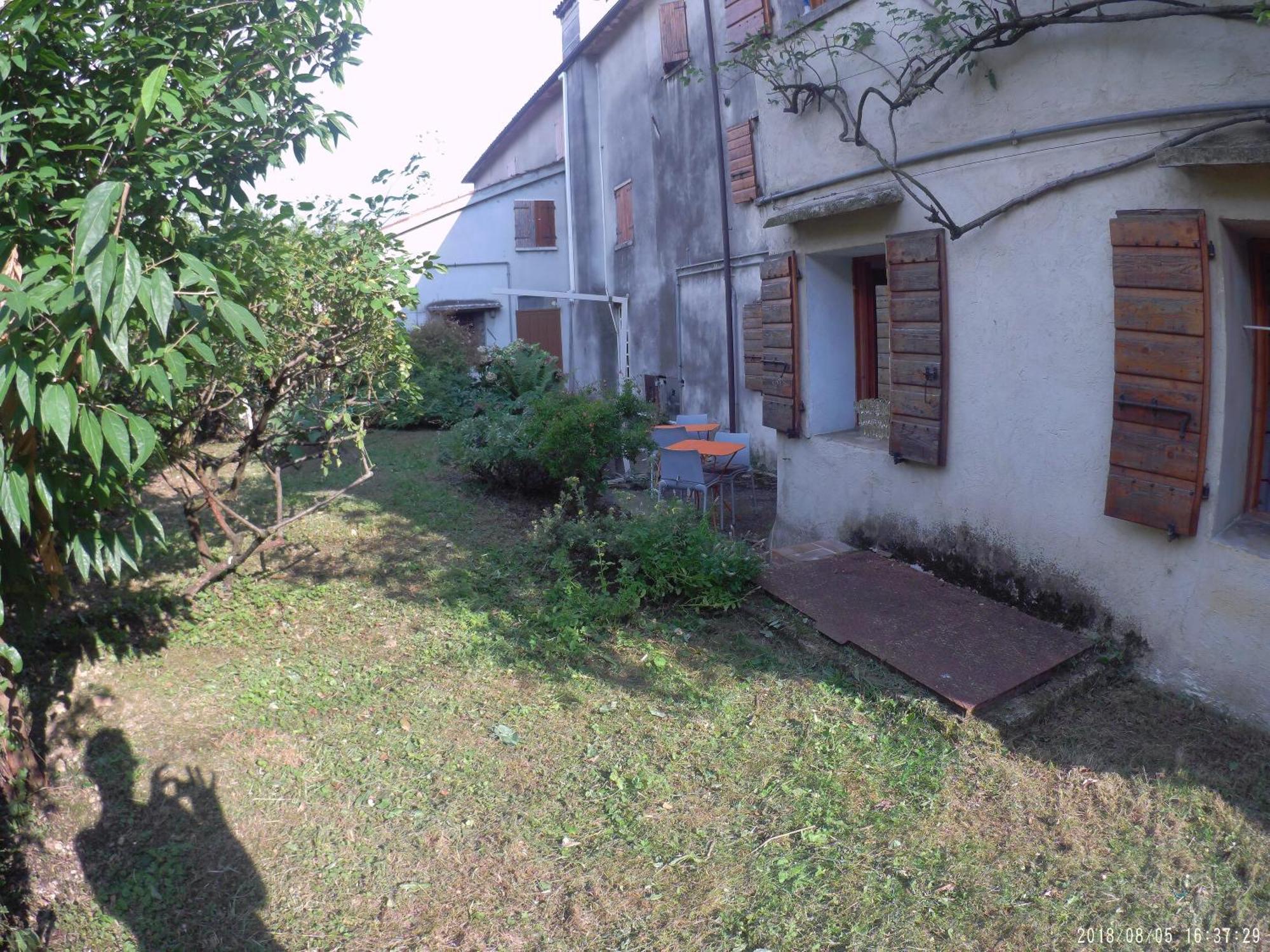 B&B Rosales Borso del Grappa Exterior foto